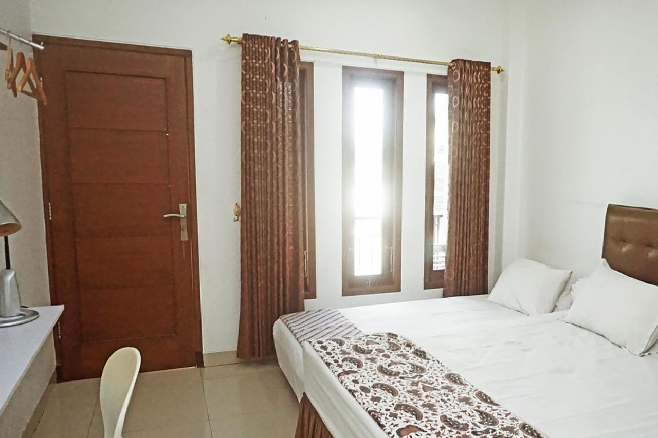 Andelis Homestay Yogyakarta Eksteriør bilde